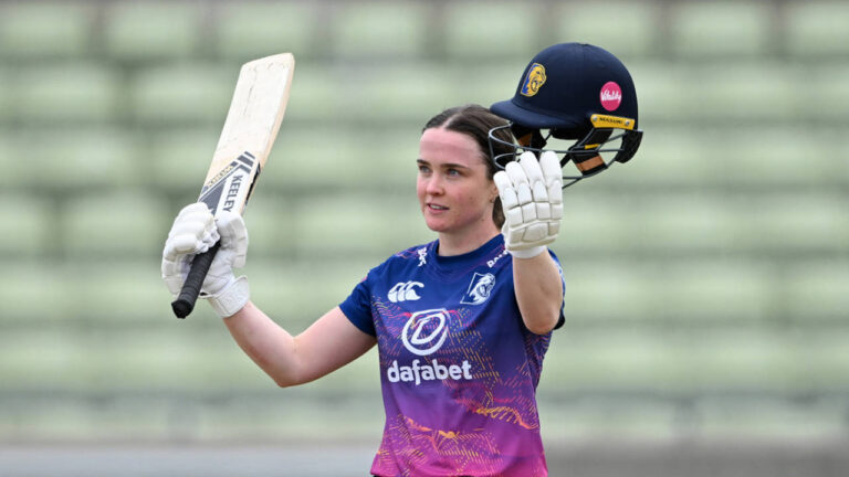 Mady Villiers Stars with Century as Durham Defeats Warwickshire