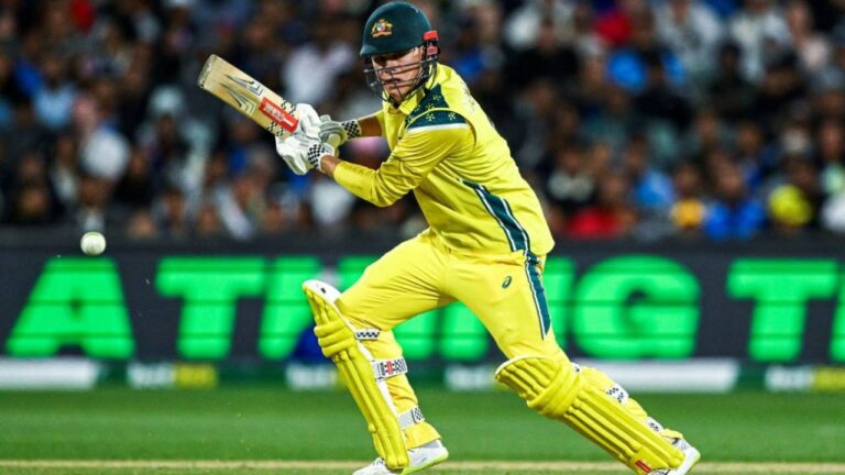 Australia bring in Connolly for Sangha and bat in decider in Lahore